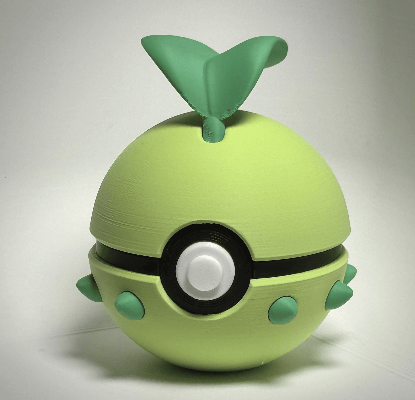 #0152 Chikorita Character Ball