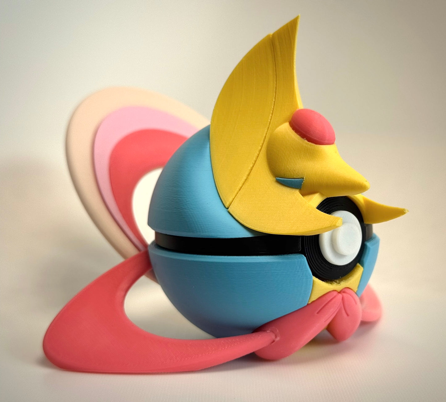 #0488 Cresselia Character Ball