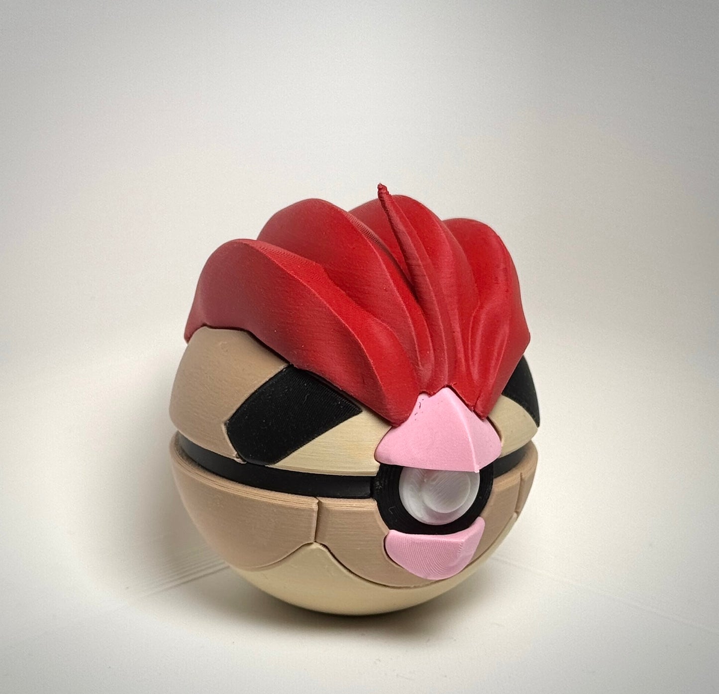 #0017 Pidgeotto Character Ball