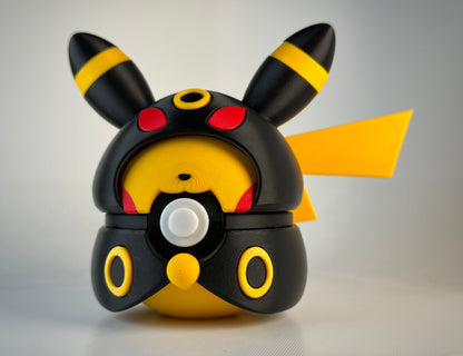 #0025 Pikachu Poncho Character Ball