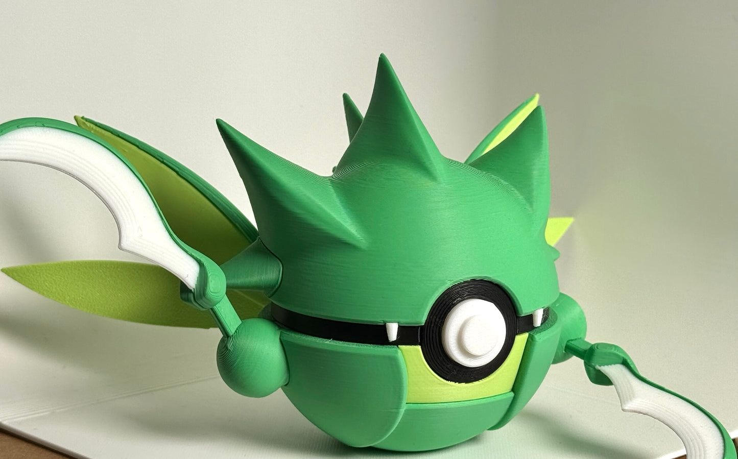 #0123 Scyther Character Ball