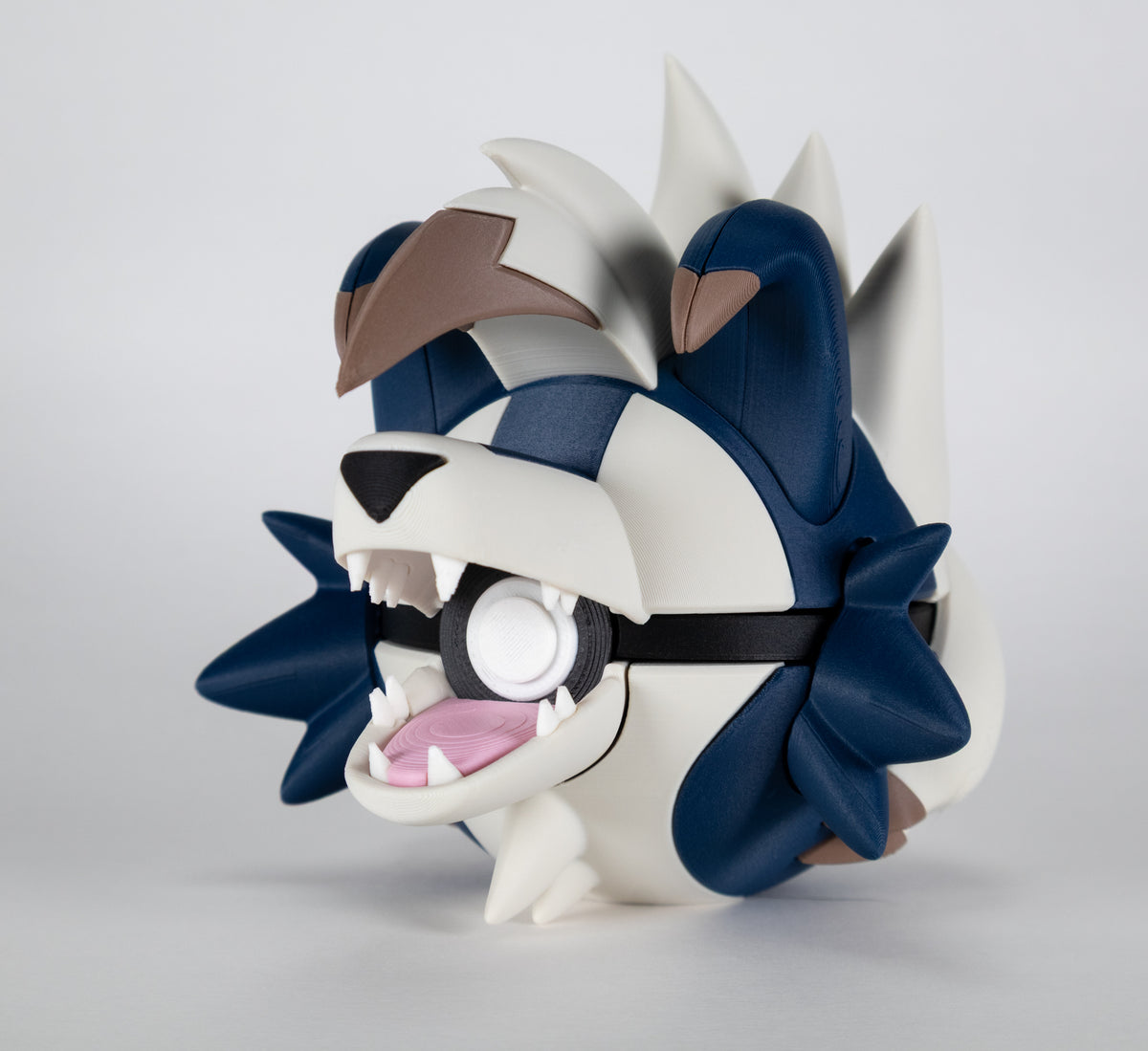 #0745 Shiny Lycanroc Character Ball