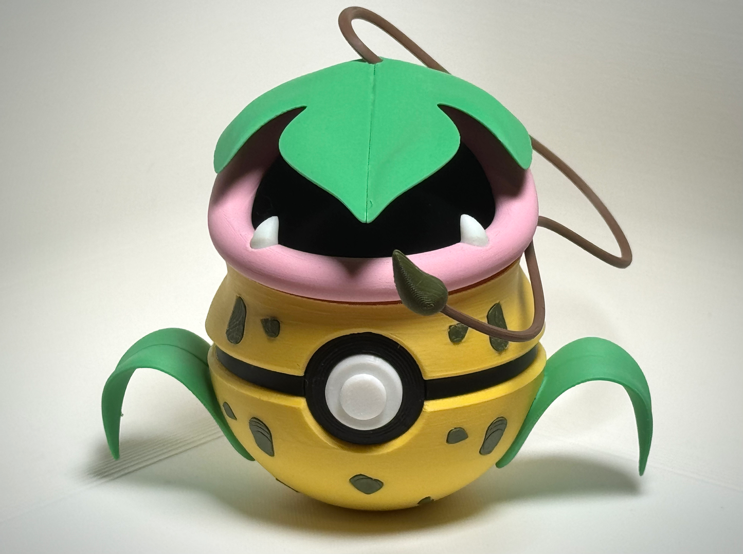 #0071 Victreebell Character Ball